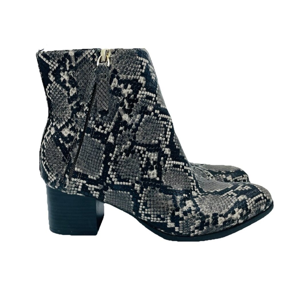 Old Navy Shoes Womens Size 8 Snake Print Heeled Booties Zip Ankle Pointy Toe